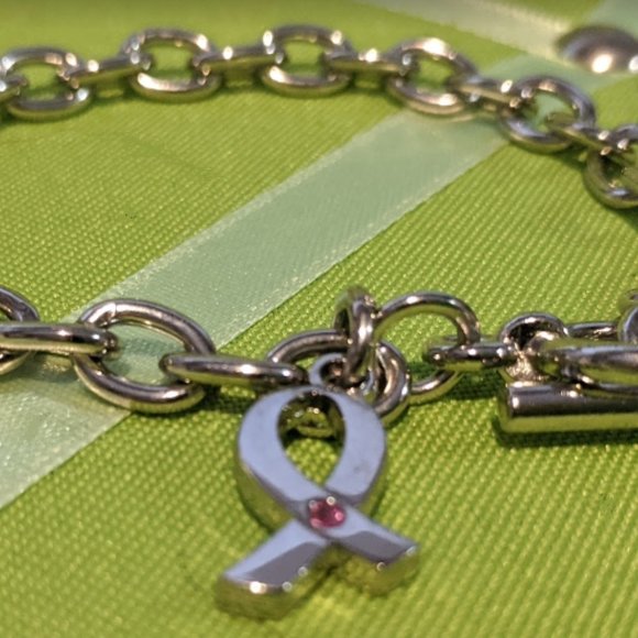 Caravelle By Bulova Charm Bracelet w/Swarovski - Picture 1 of 6